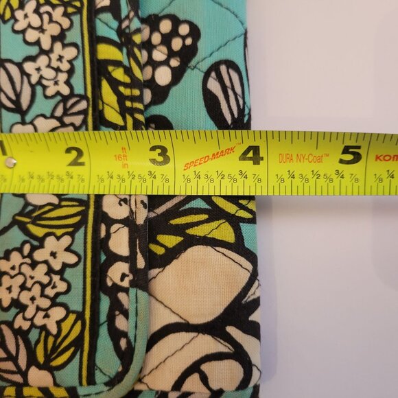 Vera Bradley Floral Wallet With ID Window & Card Slots - Picture 5 of 6